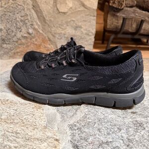 Skechers Black and Gray Casual Sneakers